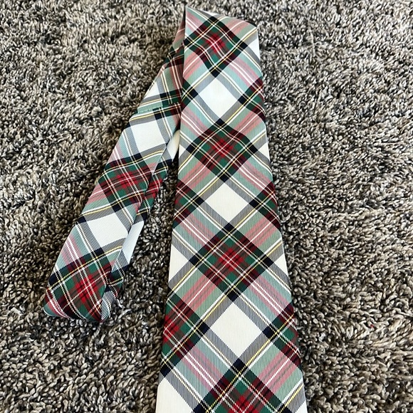 Nautica boys tie! Plaid! - Picture 3 of 4